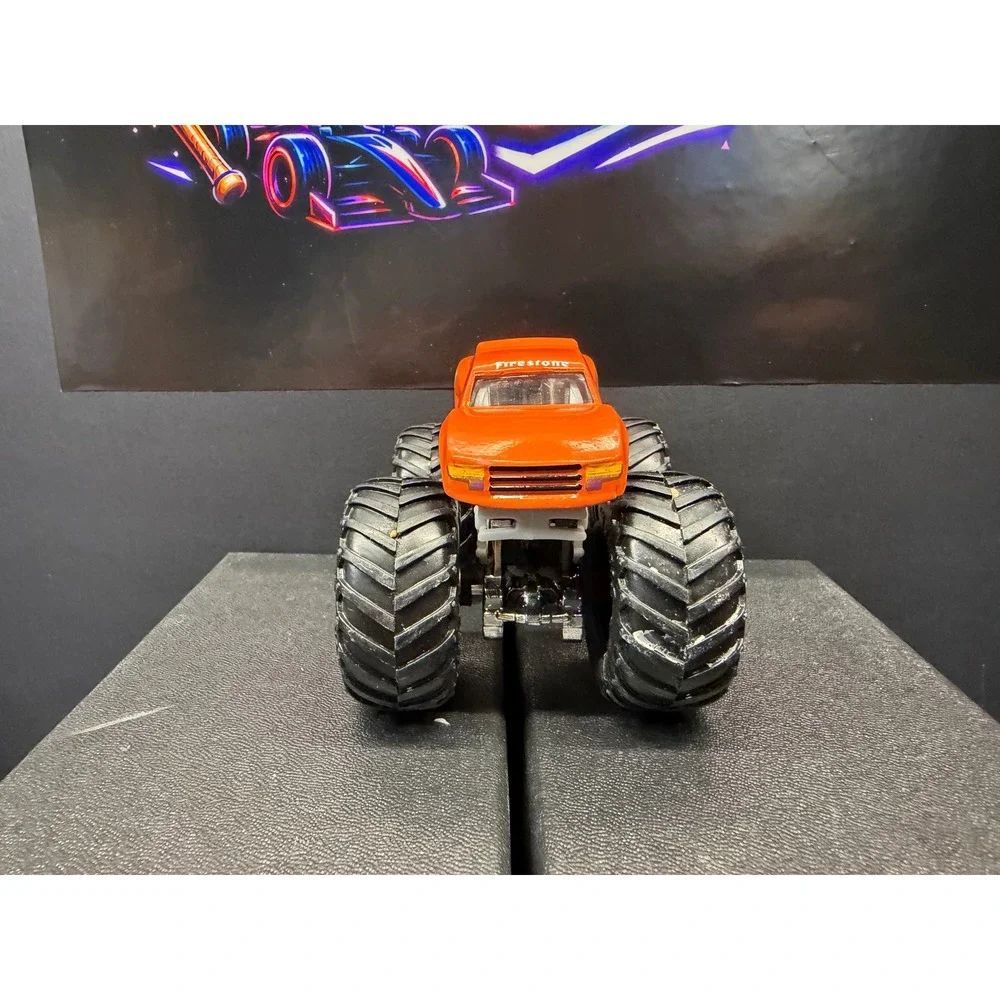 Hot Wheels Monster Jam Bigfoot mutil pack exclusive 